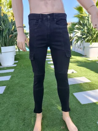 Pantalones vaqueros negros Zara hombre Talla M