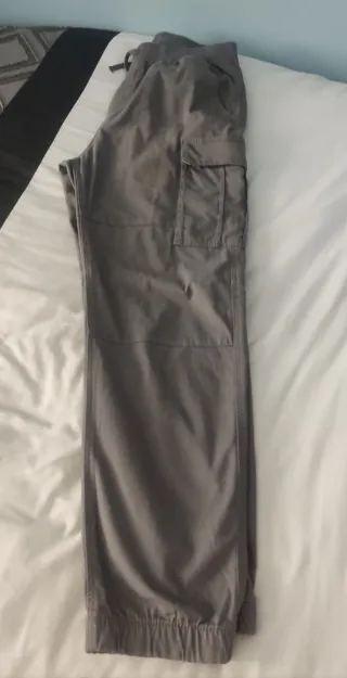 Pantalones Cargo Gris Niño Talla 13-14años(164cm).