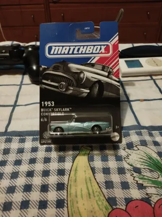 Matchbox 1953 Buick Skylark Convertible
