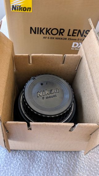 Objetivo Nikon 35mm f/1.8 G AF-S DX