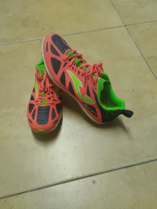 Zapatillas Atletismo Joma 6728 SPIKES talla 35