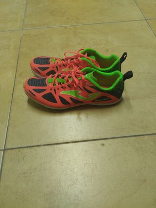 Zapatillas Atletismo Joma 6728 SPIKES talla 35