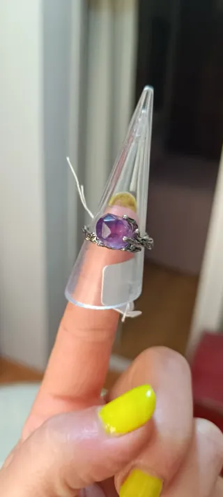 Anillo  con amatista natural 