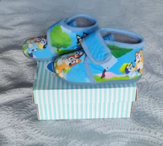 Zapatillas casa bebé Bluey Talla 24