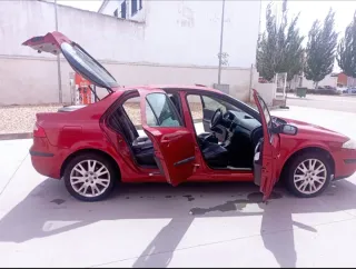 Renault Laguna 2004
