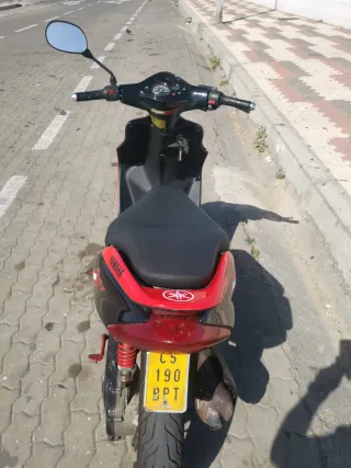 Moto jog rr en muy buen estado precio 1.000
