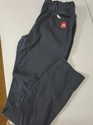Pantalón gris Loyola