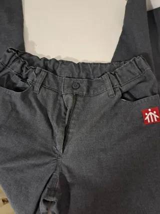 Pantalón gris Loyola