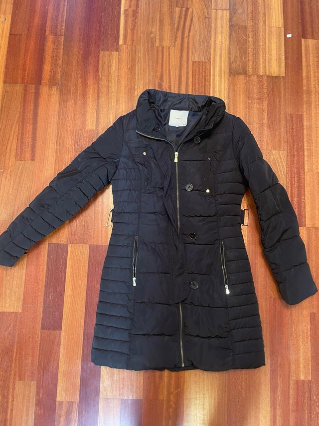 Abrigo acolchado negro talla S/M
!!OFERTA!!