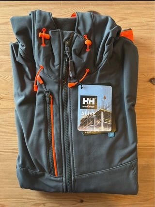 Chaqueta Helly Hansen gris y naranja. Hombre