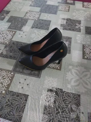 Zapatos de fiesta Xti negros