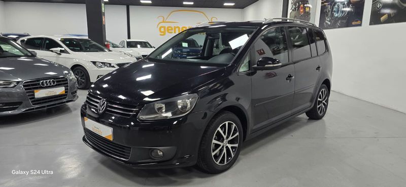 Volkswagen Touran 1.6 TDI Advance BMT 2013