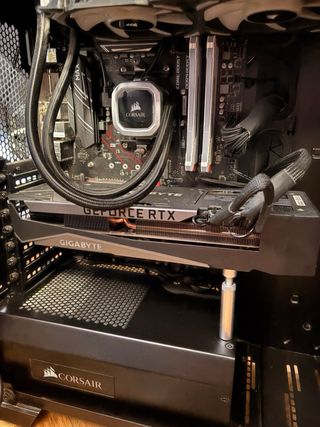 Tarjeta Gráfica Gigabyte RTX 3070 Ti 8GB GDDR6X