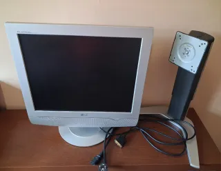 Monitor LG Flatron M1917TD 19"