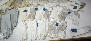Guantes de Novia/Comunión Sajonia Blancos