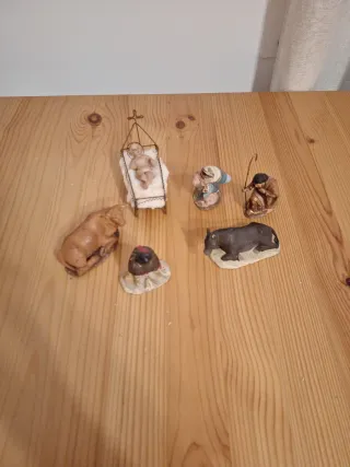 Figuras de Belén Antiguas a restaurar 