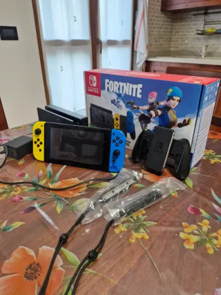 Nintendo Switch Fortnite Edizione Speciale
