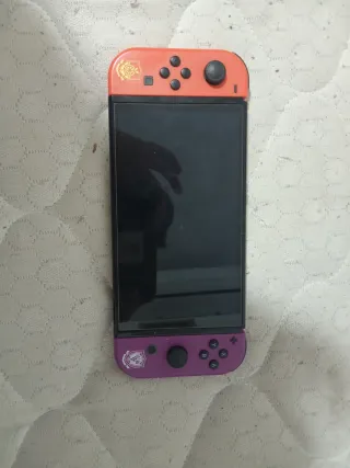 Nintendo Switch OLED Pokémon Scarlet & Violet