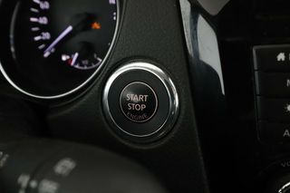 Nissan Qashqai 1.7 dCi N-Connecta