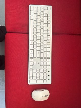 HP Pavilion 24-xa0922ns Plata 