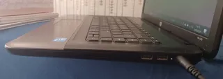 HP 650 Portátil Gris