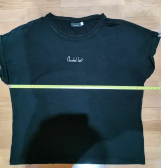 Camiseta básica Anabel color negro.