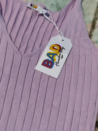 Camiseta tejida BAD morada talla S/M