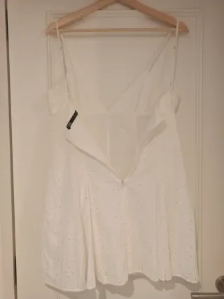 Mono corto blanco estilo ibicenco
