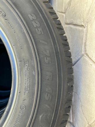Neumáticos 215/75 R15 4x4