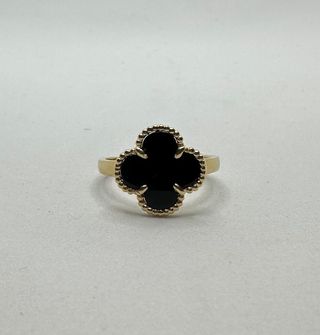 Anillo Trebol de oro de 18k, 3.47 g, T-23.