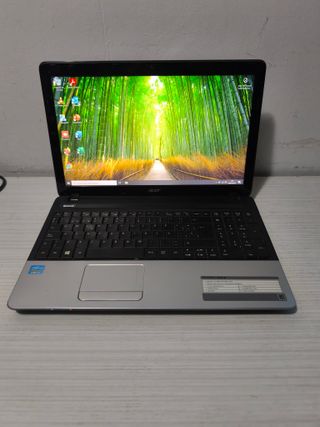 Portátil Acer i3 2.2GHz 8GB RAM 120GB SSD