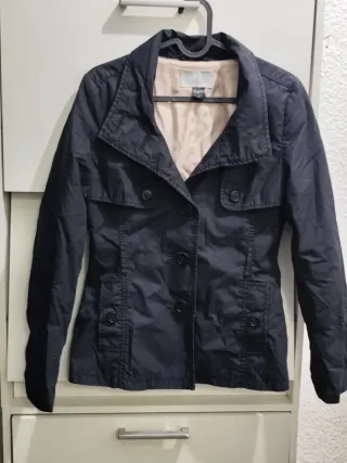 Chaqueta fina H&M gabardina 
