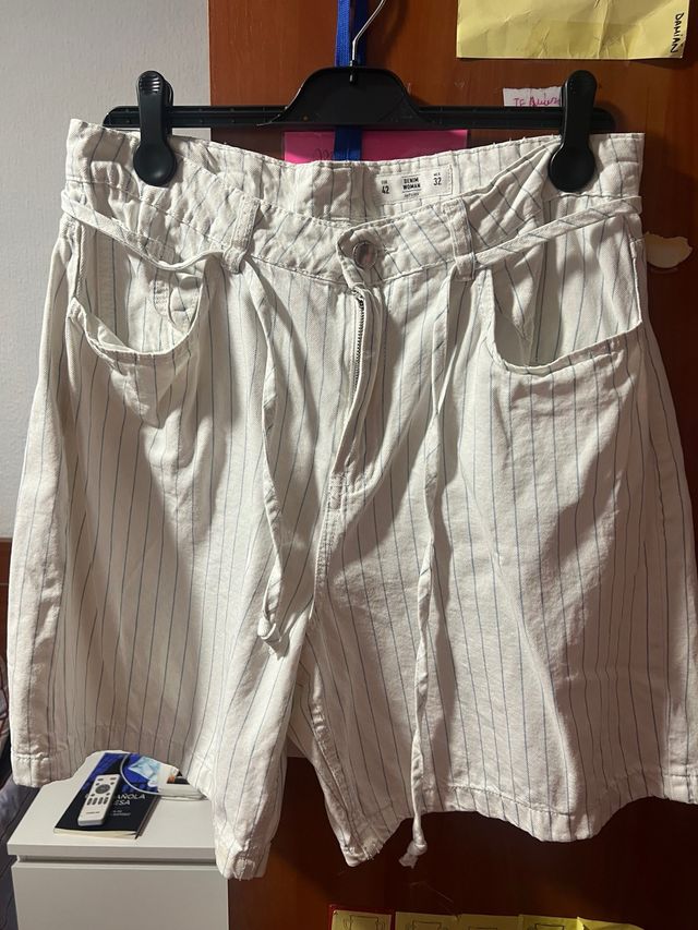 Pantalones cortos blancos con rayas azules T XL