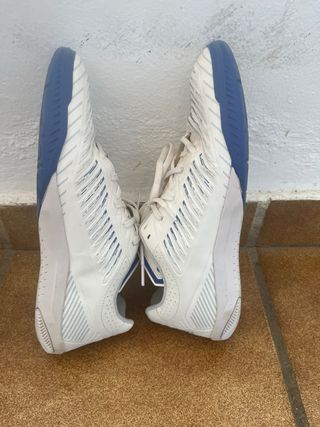 Zapatillas Fútbol Sala Hombre Blancas y Azules