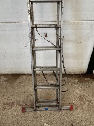 Escalera doble 11 + 11 peldaños OFERTA