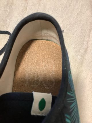 Zapatillas Urbanas Vesica Piscis Negras y Turquesa