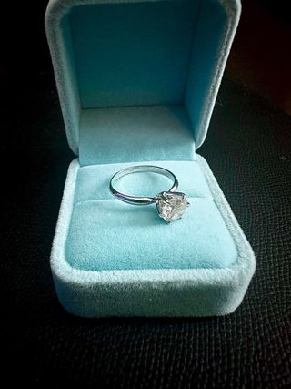 Anillo de diamante natural oro blanco