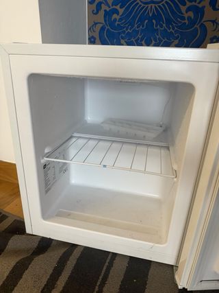 Mini nevera OK blanca