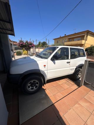 Nissan Terrano II 1998