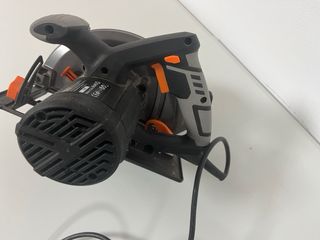Sierra circular eléctrica