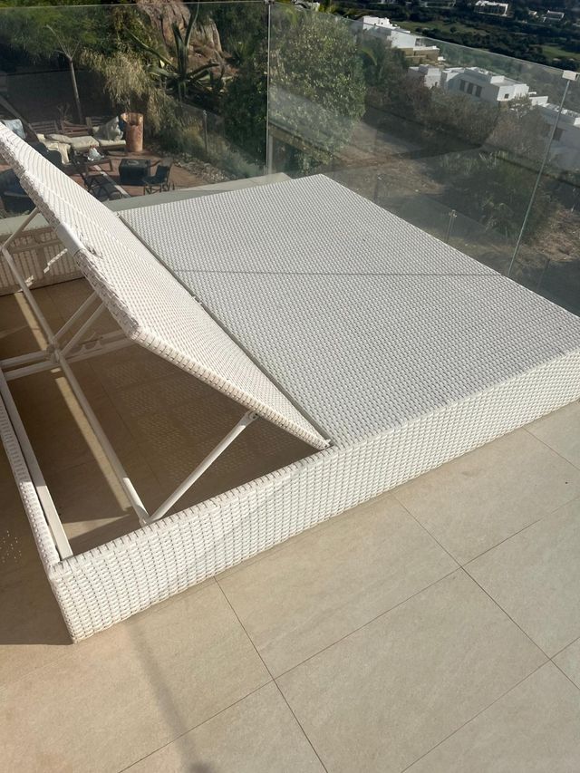 Cama para tomar el sol