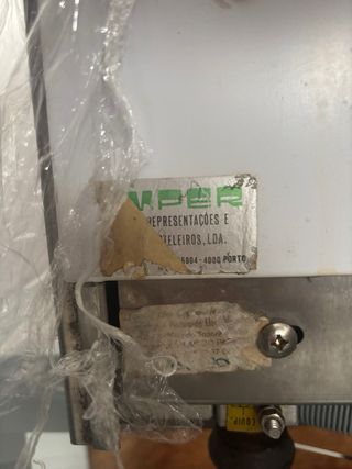 Máquina Lavar Taças e Copos