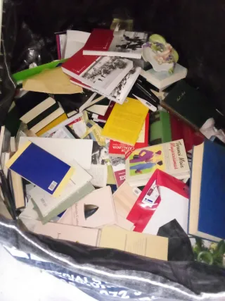 Libros  ( hay más de 50 libros )