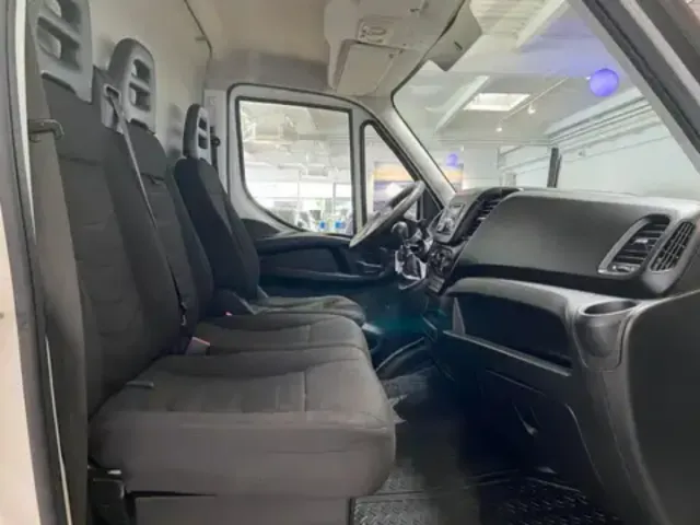 Despiece furgoneta Iveco 2015