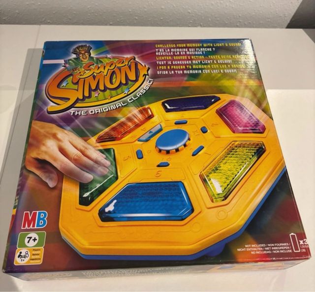 Gioco di memoria Super Simon Dice MB