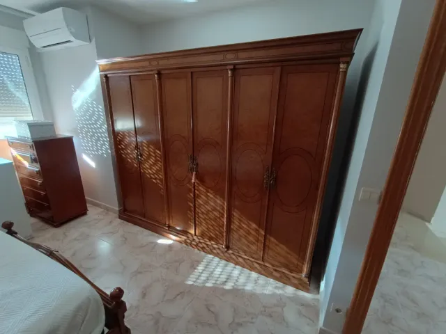Armario de madera 6 puertas