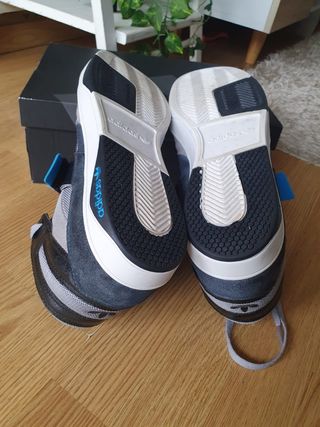 Adidas Space Diver2   -T 43