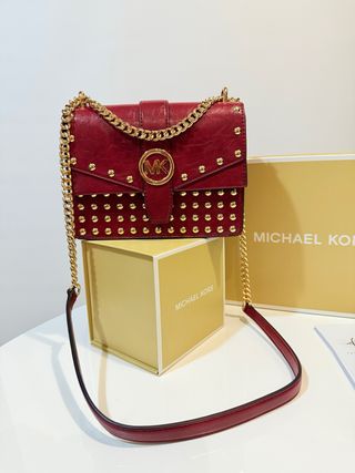 Bolso Michael Kors Rojo con Tachuelas Doradas