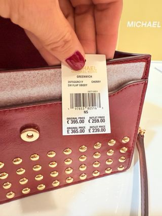 Bolso Michael Kors Rojo con Tachuelas Doradas