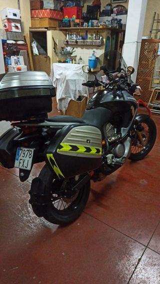 Moto Trail Honda Transalp 700 101.000 km año 2007